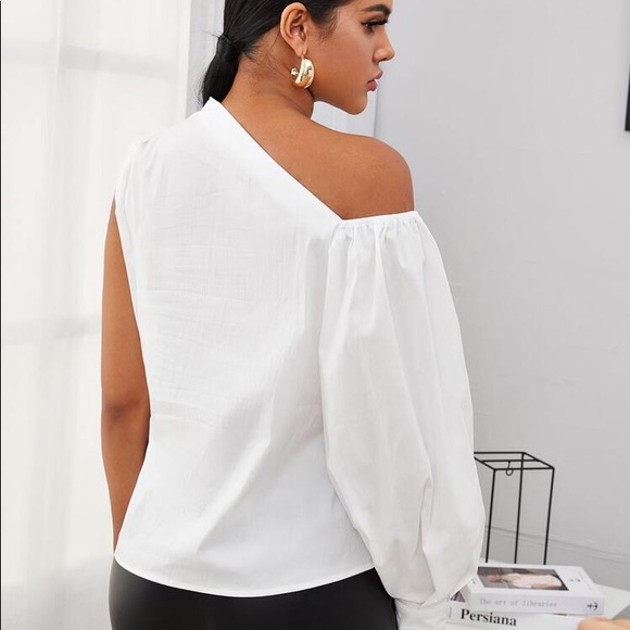 BNWT SHEIN ASSYMETRICAL BLOUSE - Picture 2 of 3